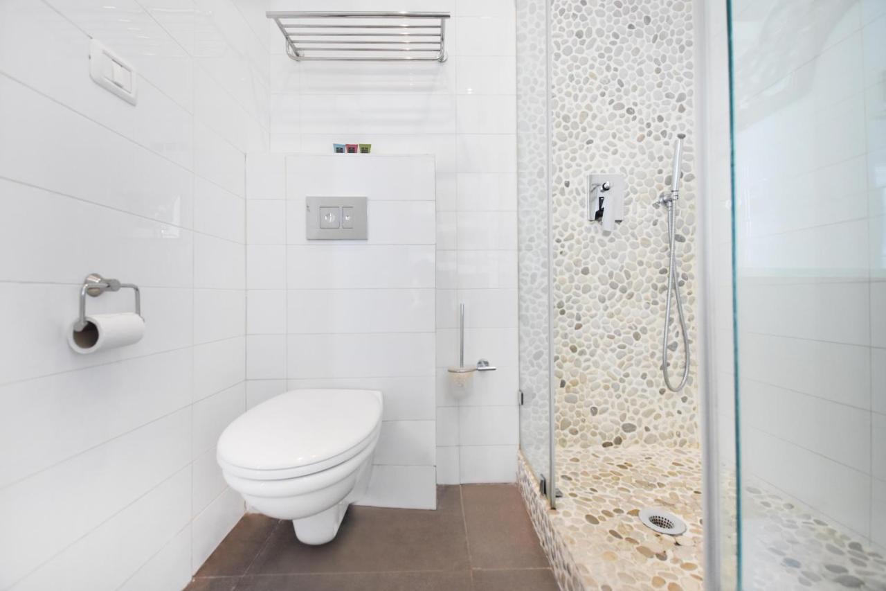 Spacious 2-Br In Shenkin Street By Holyguest 텔아비브 외부 사진